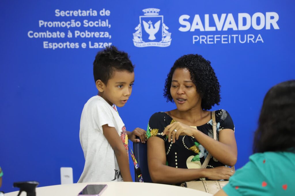 Mães soteropolitanas são beneficiadas com ações assistenciais da Prefeitura