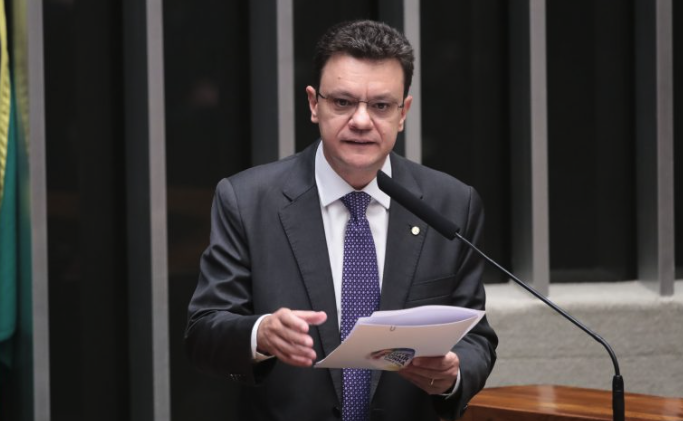 Câmara escolhe Odair Cunha para vaga de ministro do TCU; Elmar é segundo mais votado