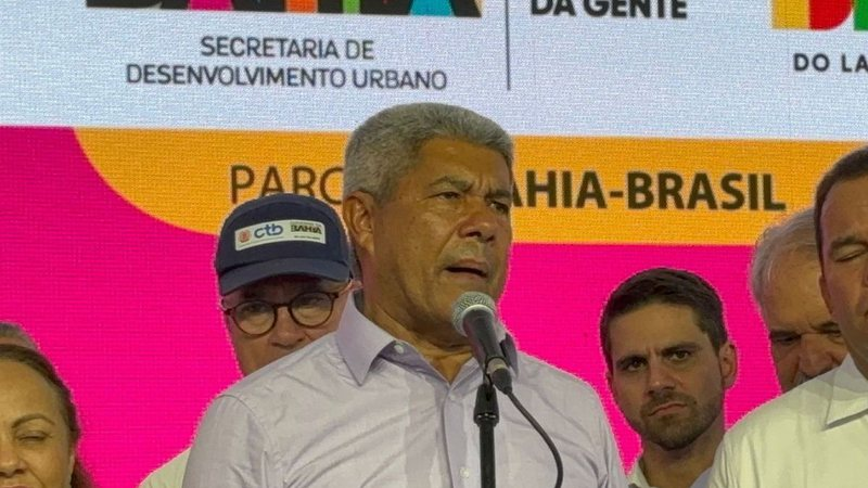 Jerônimo Rodrigues rebate críticas da oposição e revela convite a prefeito de Salvador