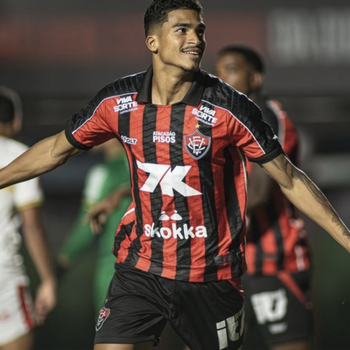 De olho na liderança da Copa do Nordeste, Vitória encara o Piauí no Barradão