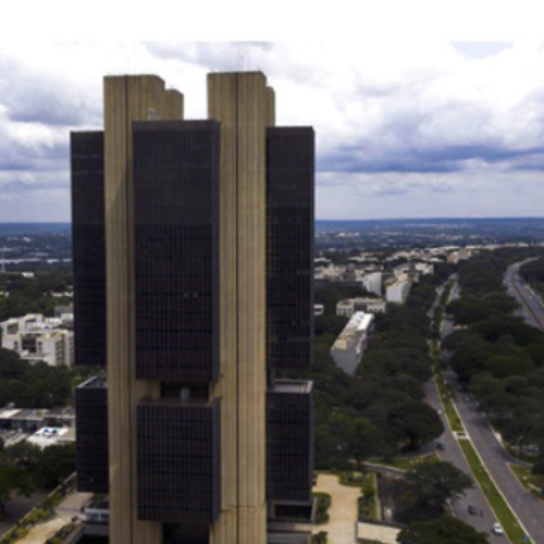 Ataque coordenado por Vorcaro contra BC seguiu cartilha de agência, com contratos de R$ 8 milhões