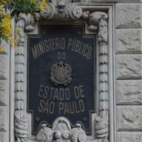 Policiais são denunciados por exigirem propina para não investigar influenciadores; saiba mais